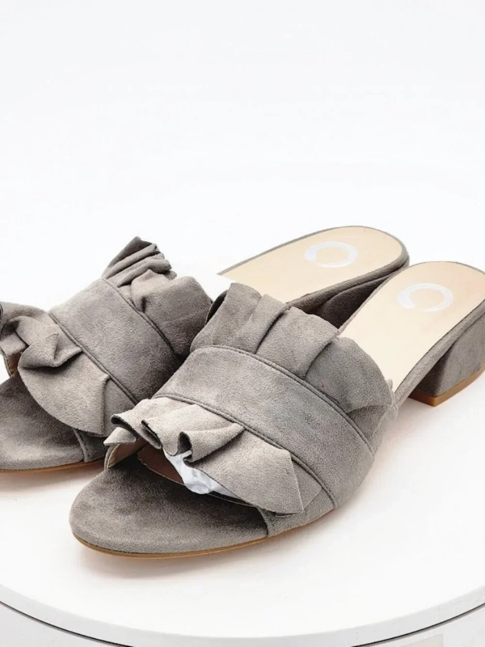 Journee Collection Sabica Gray Ruffle Slide Sandals Block Heel Women's Size 7.5